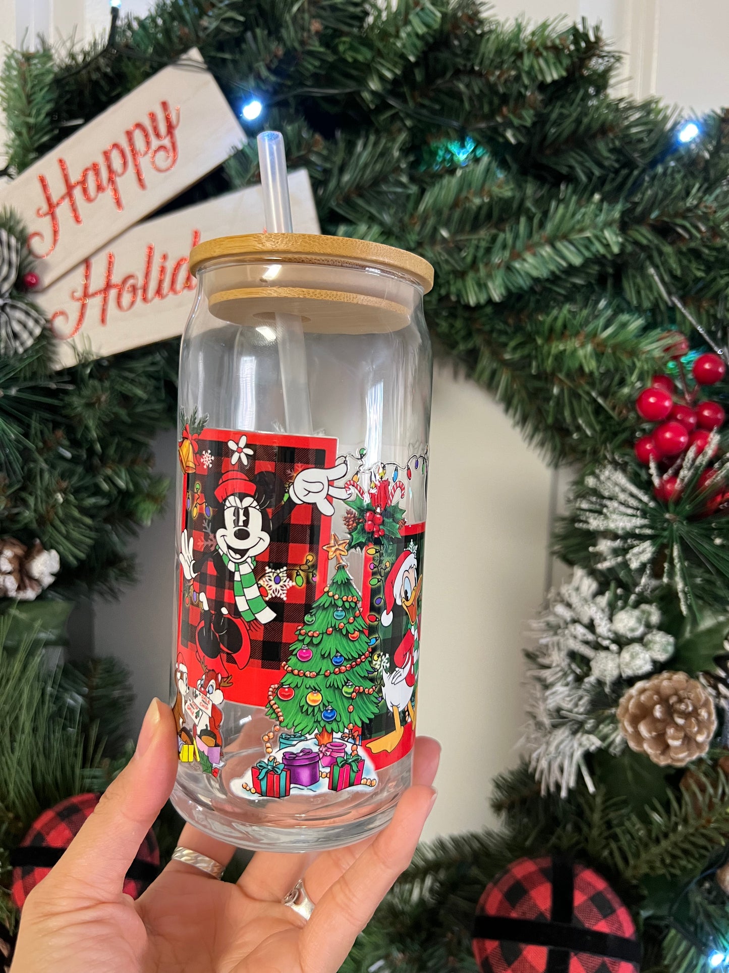 20oz Christmas Disney Glass Can